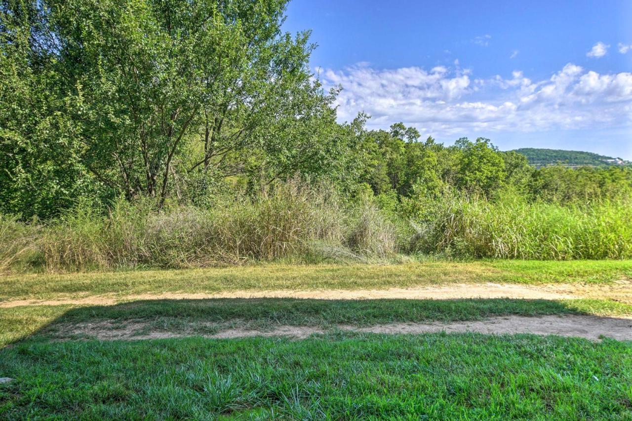 Cozy Condo With Pool Access, 5 Mi To Table Rock Lake 布蘭森 外观 照片